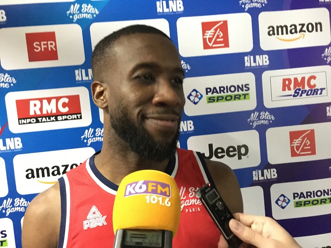 David Holston a prolongé son contrat pour deux saisons supplémentaires à la JDA Dijon